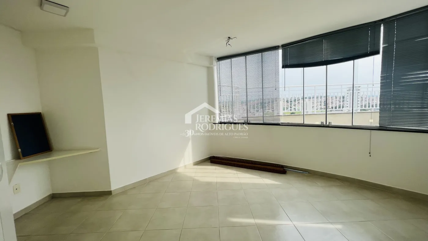 Apartamento residencial para locação e venda no Edifício MOB em Taubaté/SP.