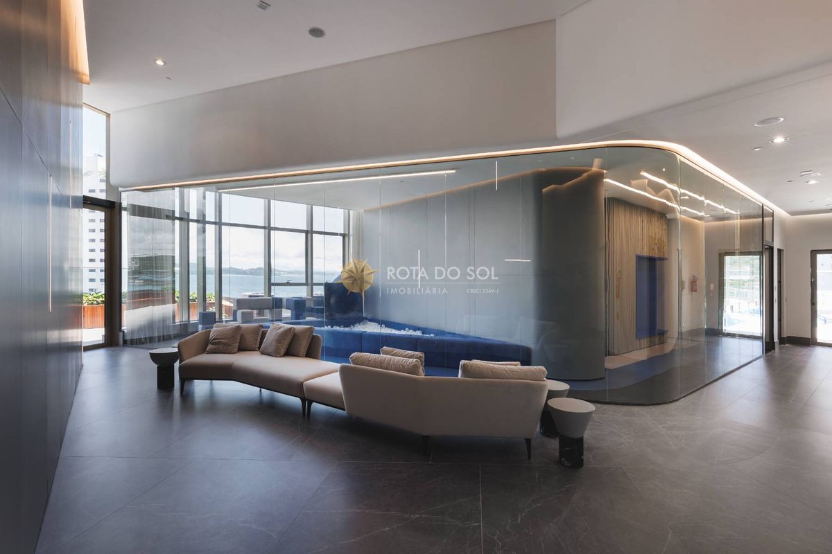 Yachthouse Apartamento Alto Padrão 4 Suítes no Centro de Balneário Camboriú SC