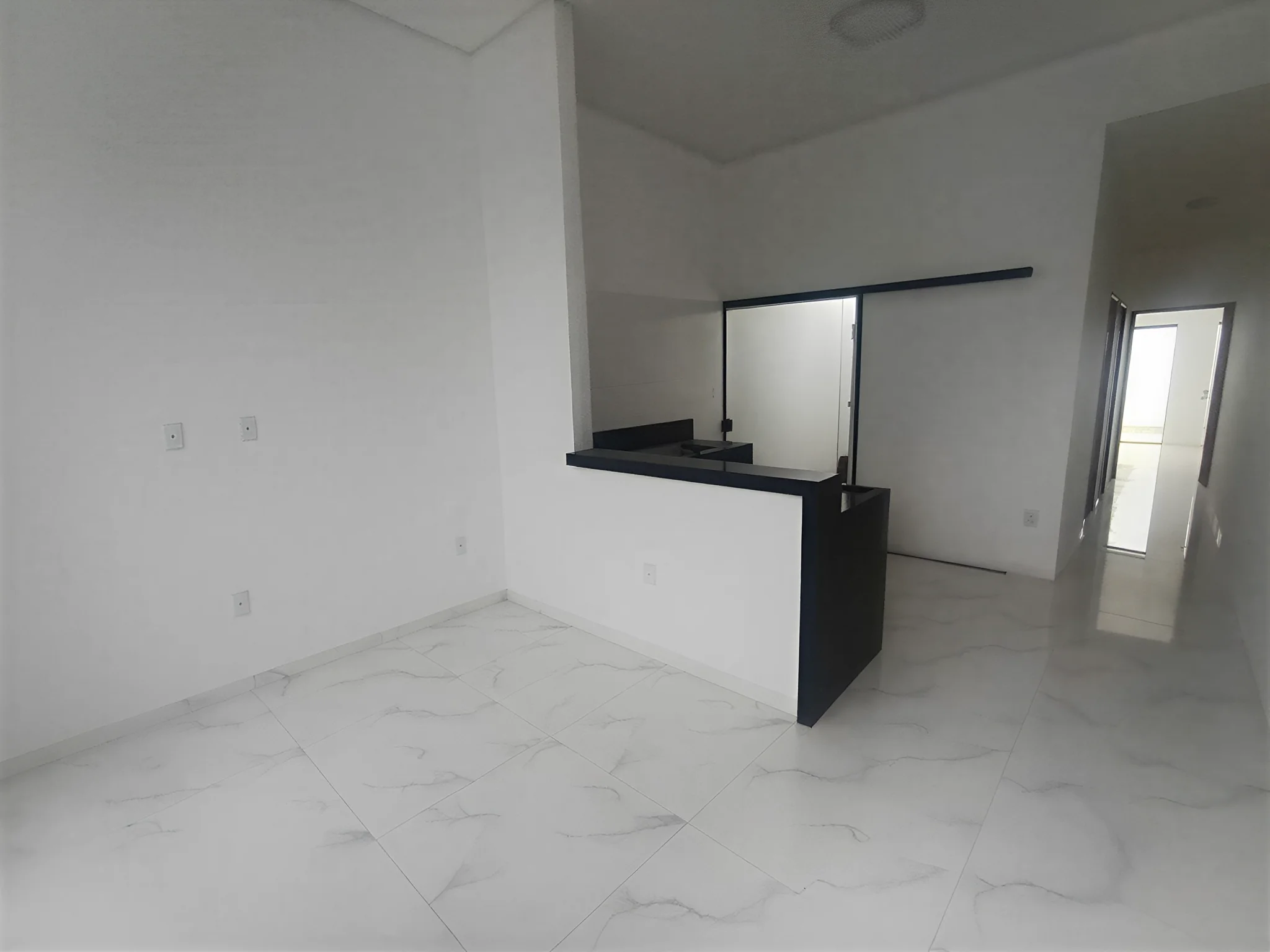 Casa Nova à Venda no Parque das Palmeiras | 2 Dorms (1 Suíte) em Pindamonhangaba