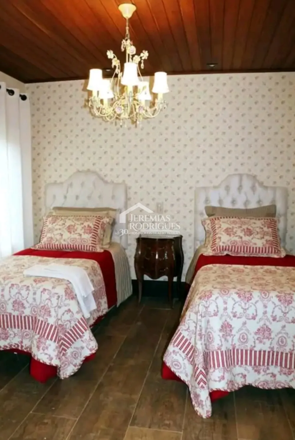 Casa com 6 suítes, 550 m² - Condomínio Pedra do Fogo - Campos do Jordão/SP