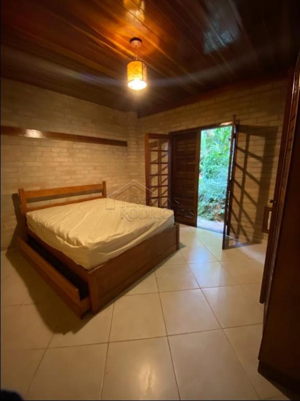 Casa à venda no Condomínio Domingas Dias em Ubatuba/SP.