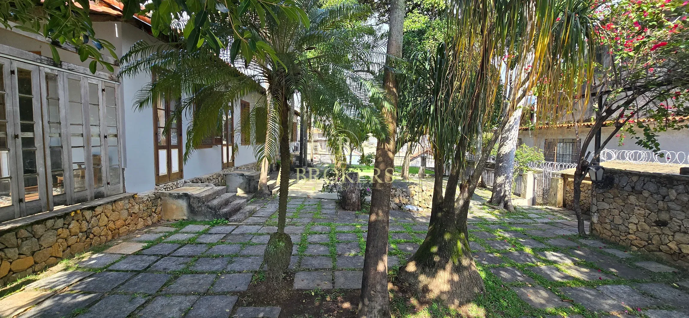 Casa Exclusiva Cercada pelo Verde com Lazer Completo e Guarita com Segurança 24 Horas — foto 7
