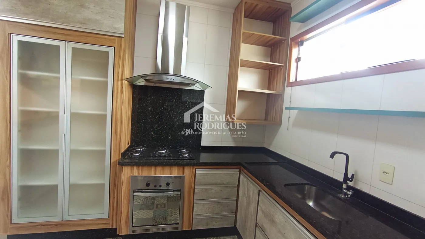 Casa para venda e locação com 3 dormitórios no Condomínio Pontal da Amizade em Taubaté/SP.