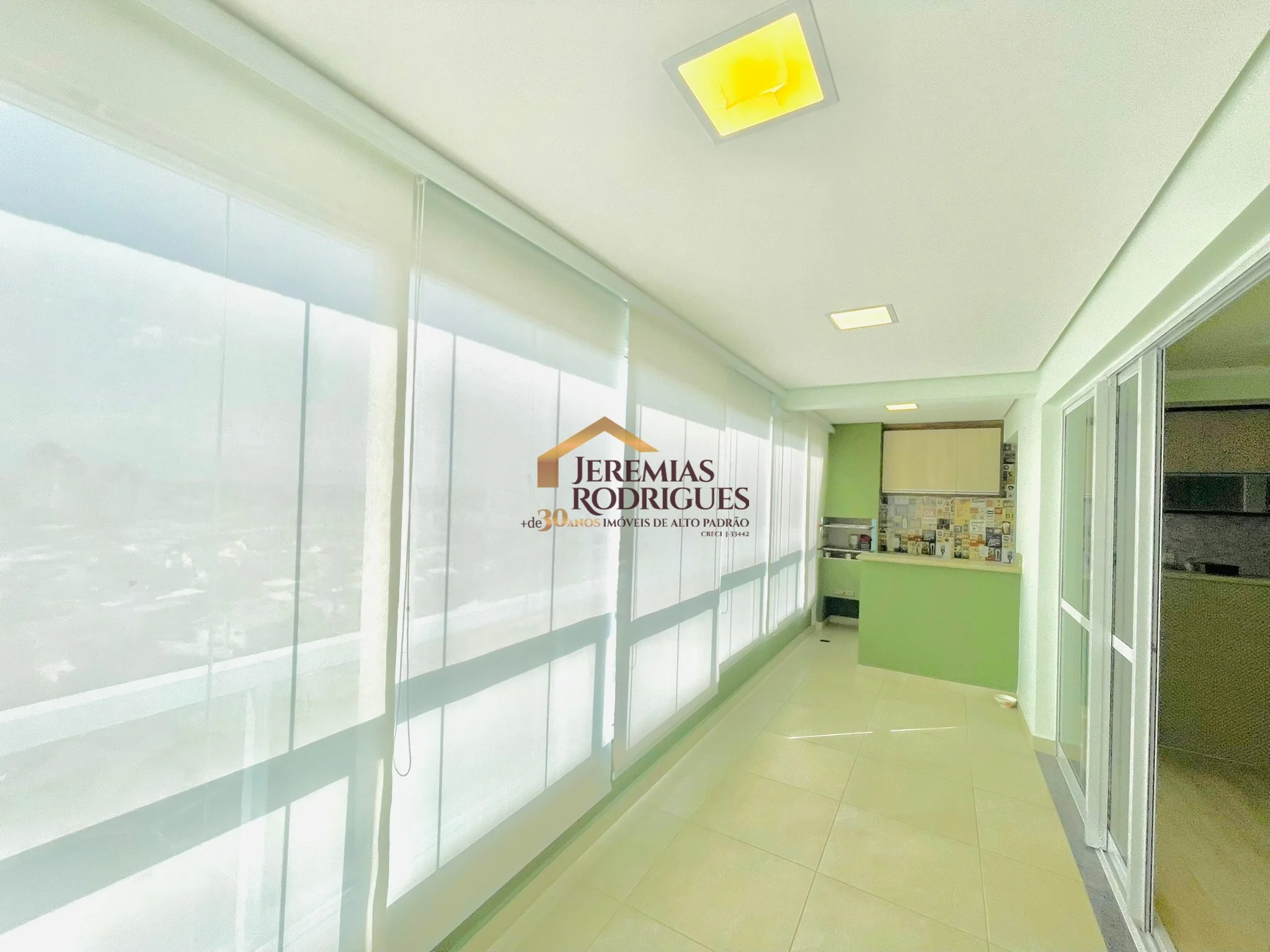 Apartamento para locação e venda Porteira fechada no Edifício Vert Residence em Taubaté/SP.