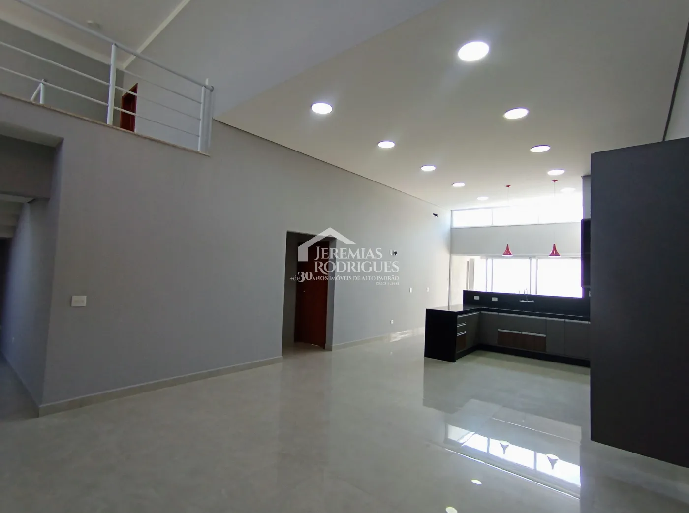 Casa para venda e locação com 3 dormitórios, no Condomínio Campos do Conde II em Tremembé/SP.