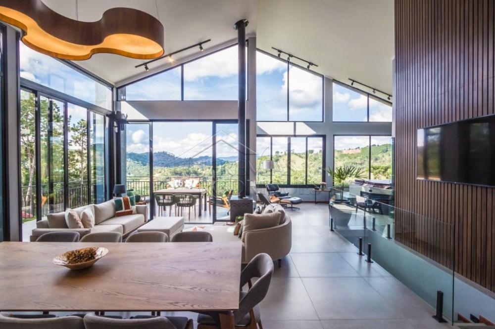 Casa à venda por R$ 7.200.000,00 - Campos do Jordão/SP