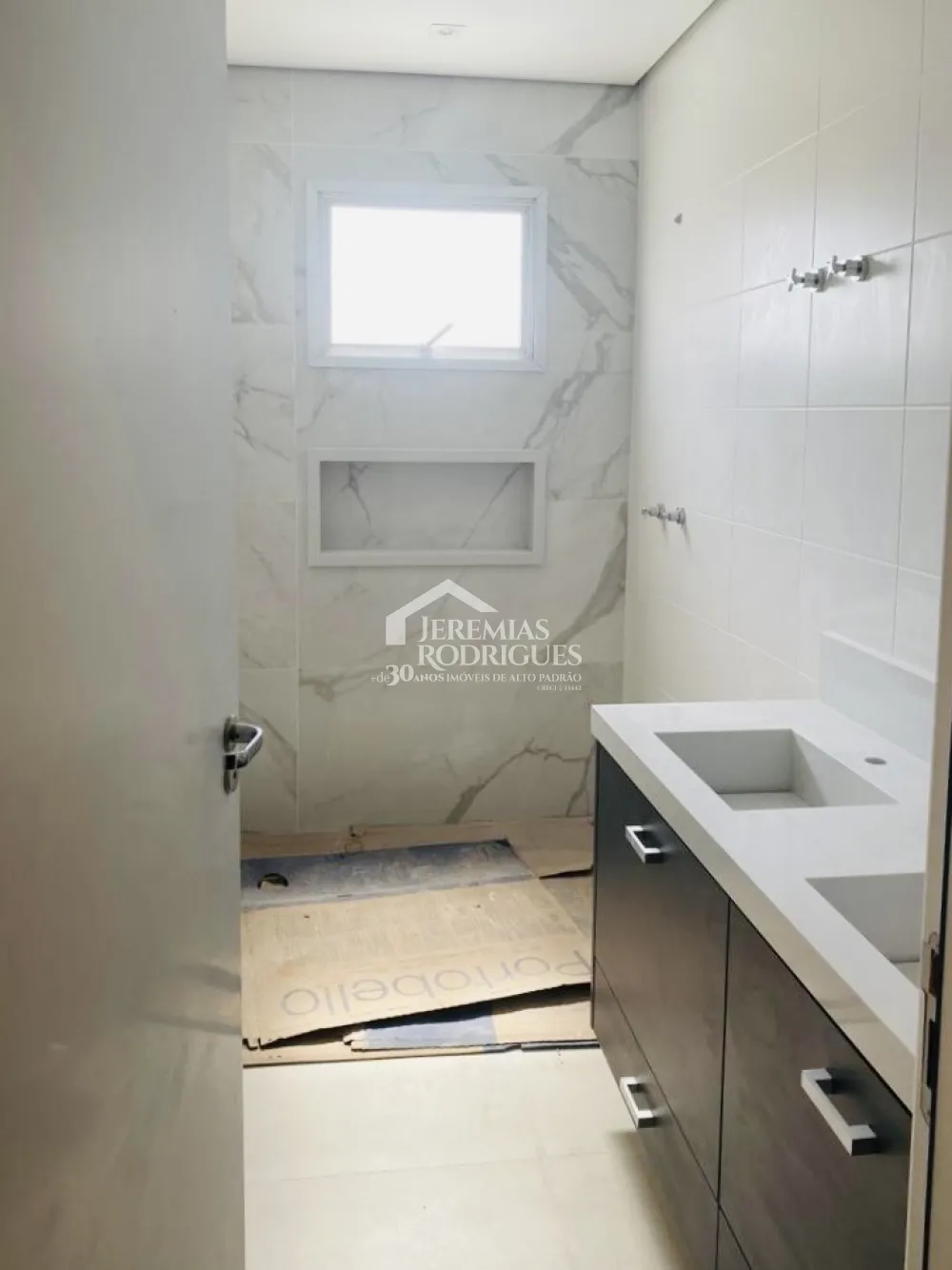 Apartamento com 3 suítes - Bosque Flamboyant - Taubaté/SP