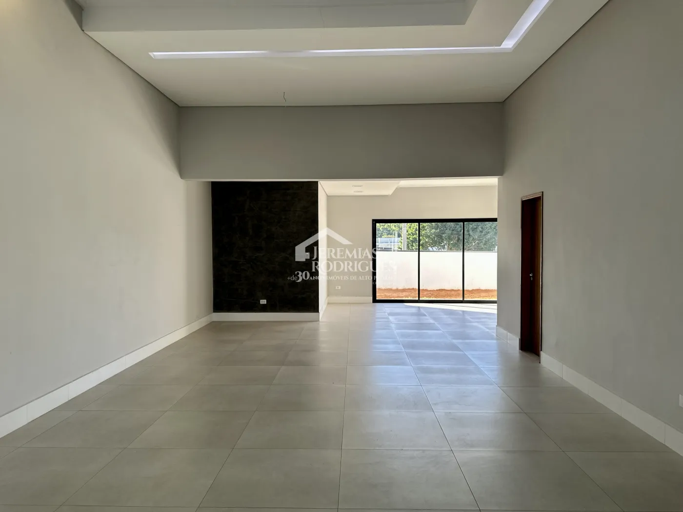 Casa para locação com 3 dormitórios no Condomínio Parque das Araucárias em Tremembé/SP