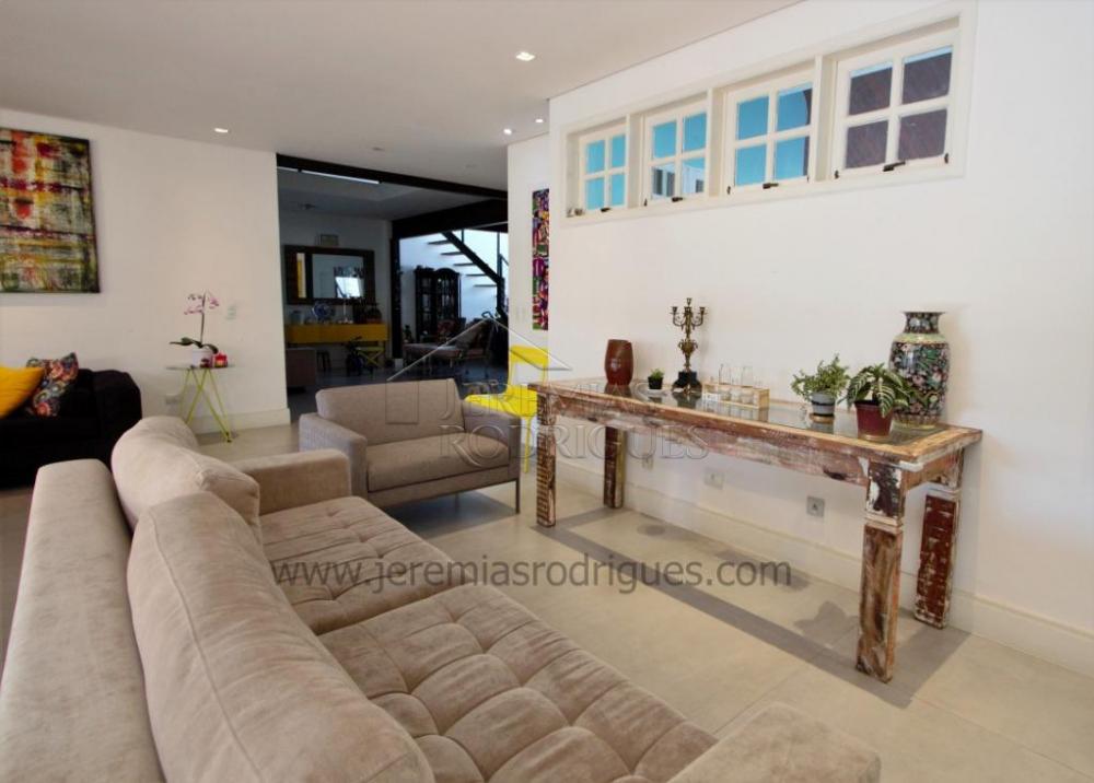 Casa à venda por R$ 2.200.000,00 - Tremembé/SP