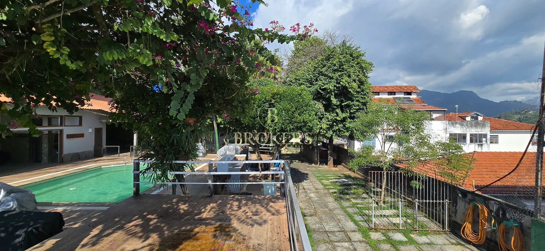 Casa Exclusiva Cercada pelo Verde com Lazer Completo e Guarita com Segurança 24 Horas — foto 17