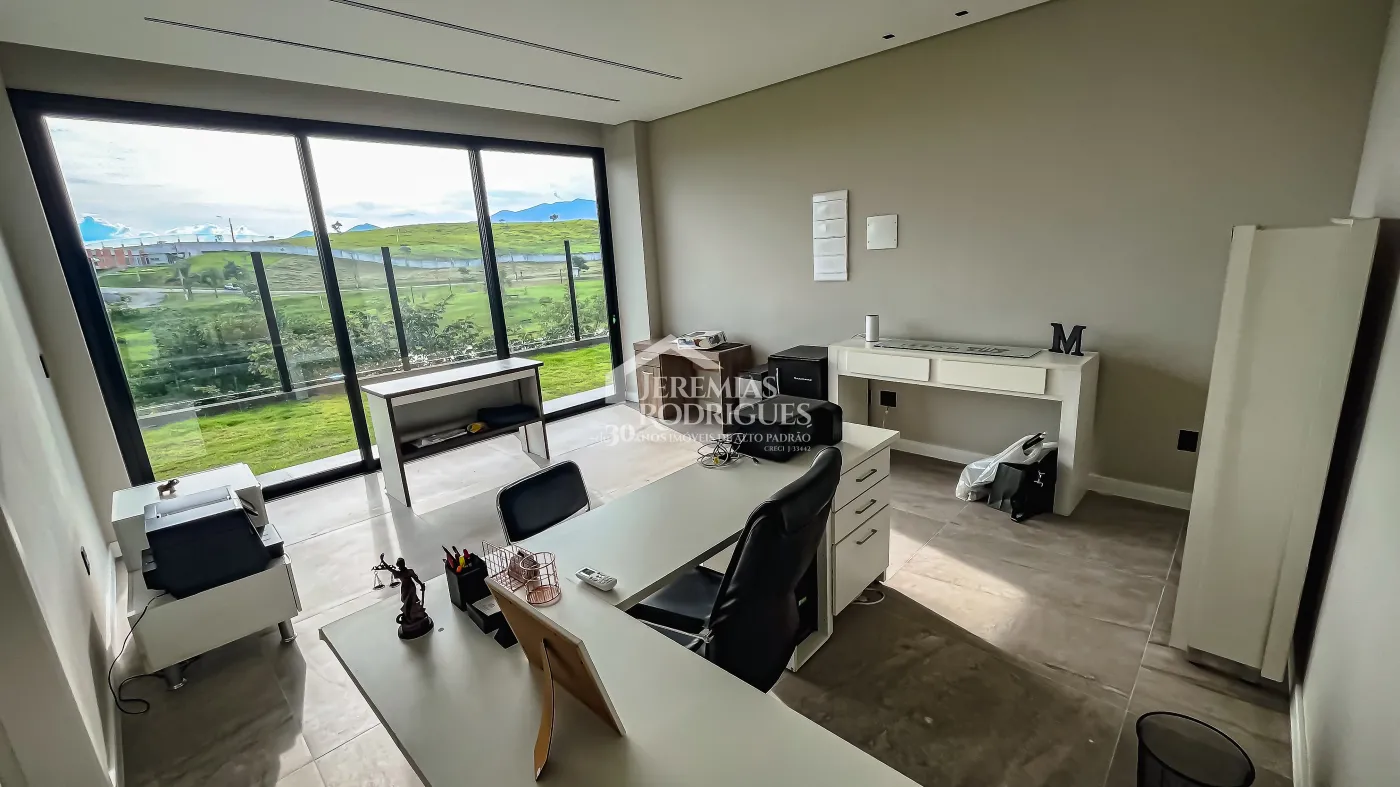 Casa com 3 suítes, 611 m² - Condomínio Village da Serra - Tremembé/SP