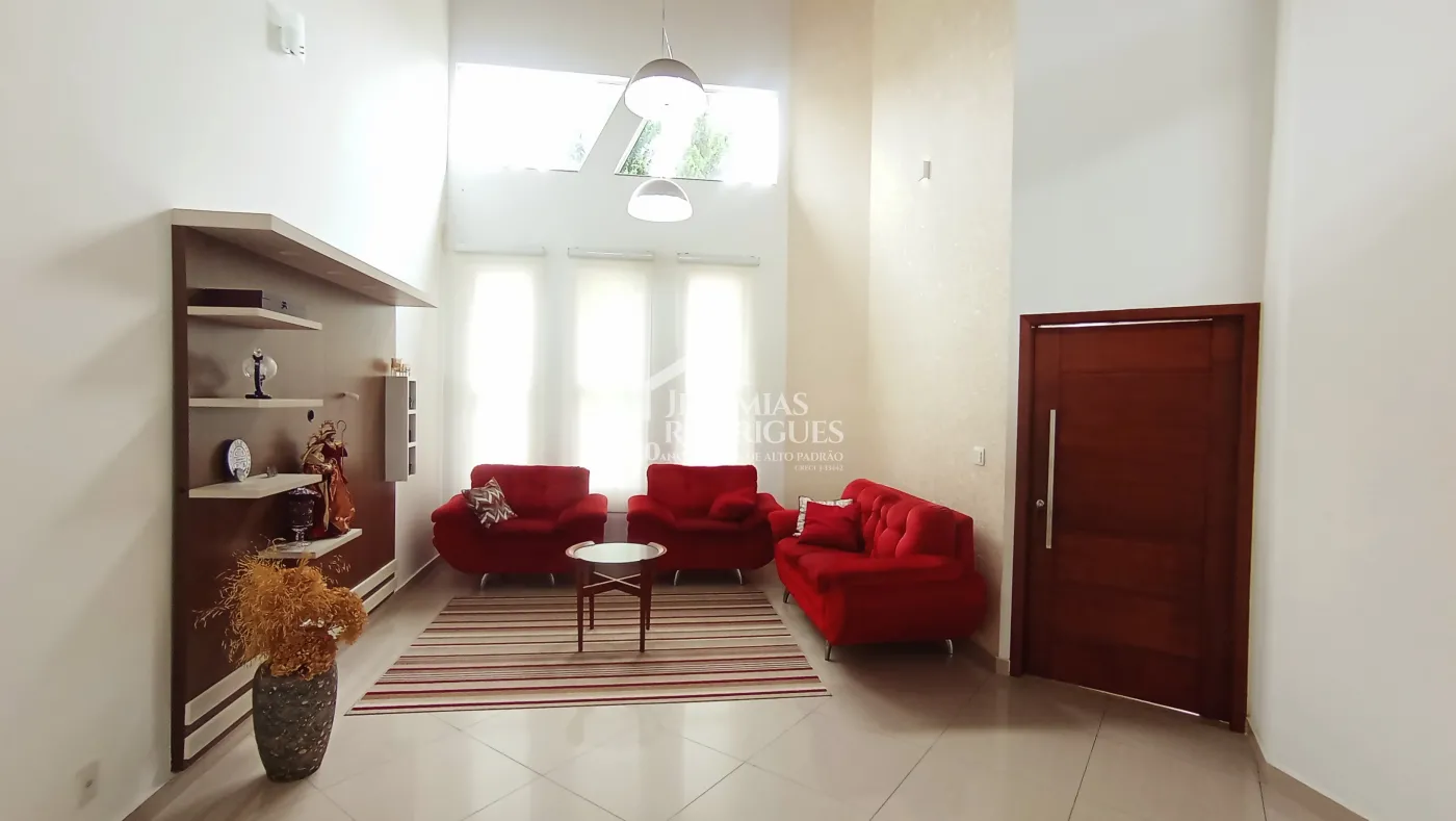 Casa para venda e locação com 4 dormitórios no Condomínio Jatobá em Tremembé/SP.