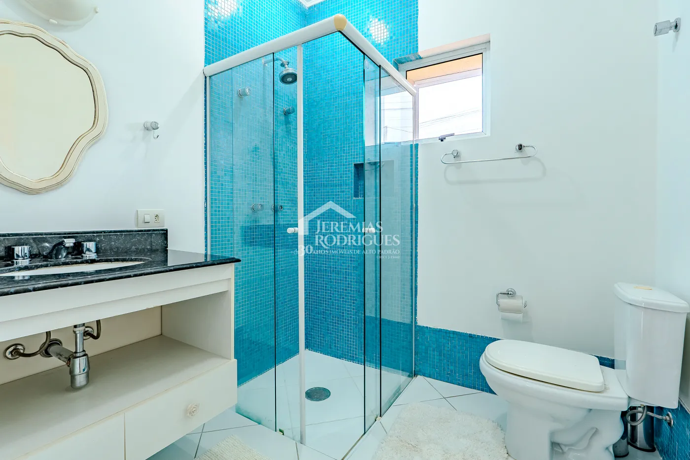 Casa à venda por R$ 4.400.000,00 - Campos do Jordão/SP