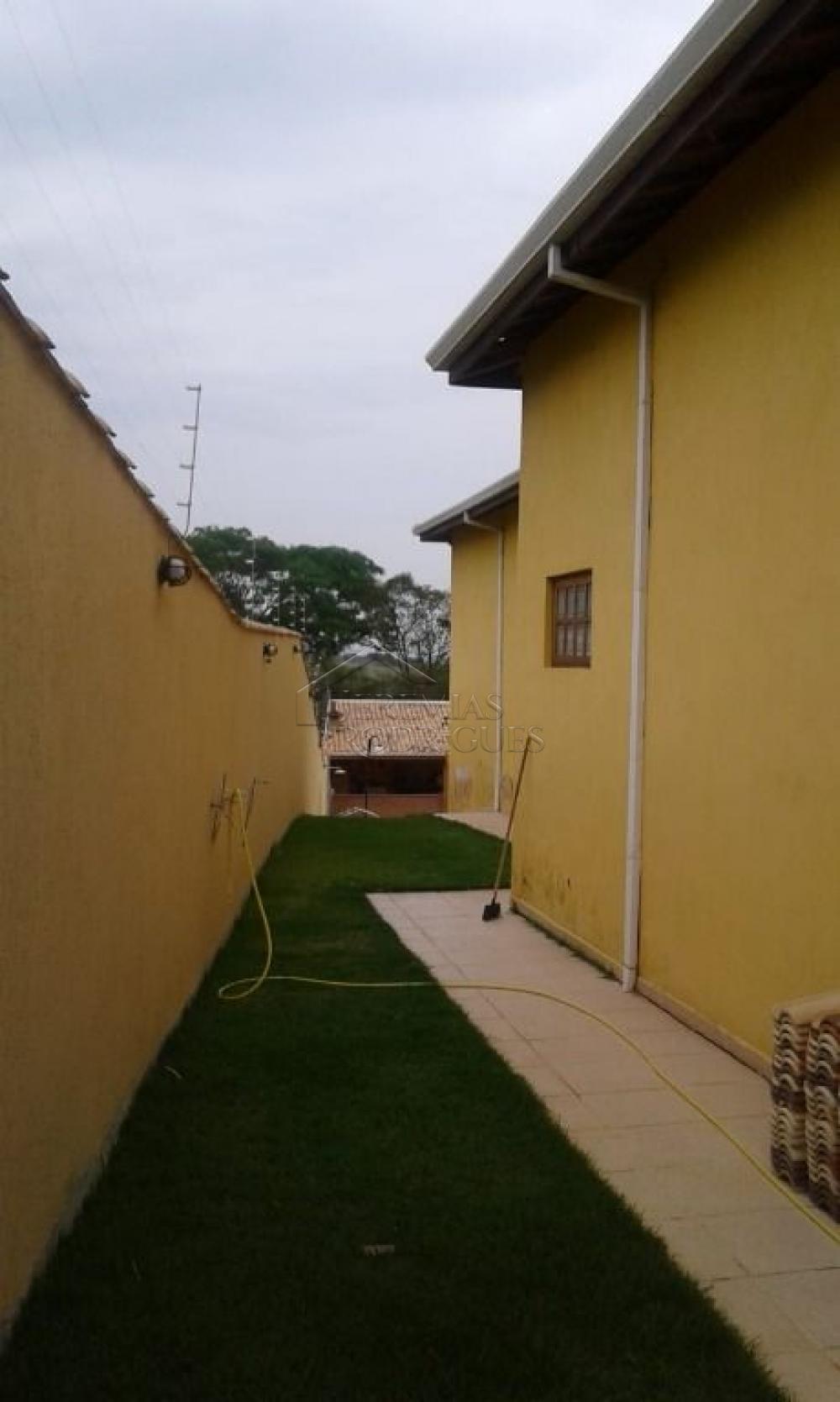 Casa à venda por R$ 1.050.000,00 - Pindamonhangaba/SP