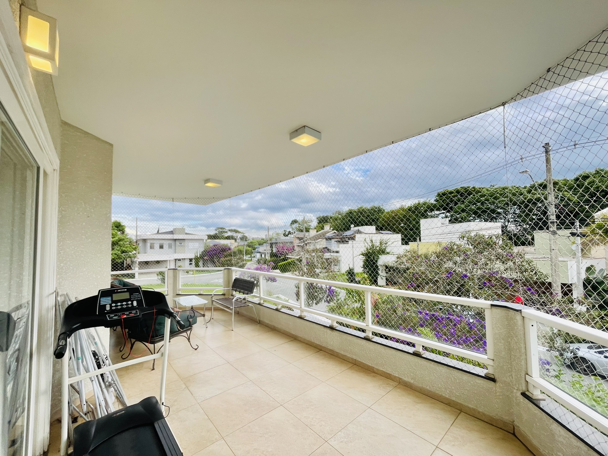 Casa para venda com 4 dormitórios no Condomínio Campos Do Conde I em Tremembé/SP