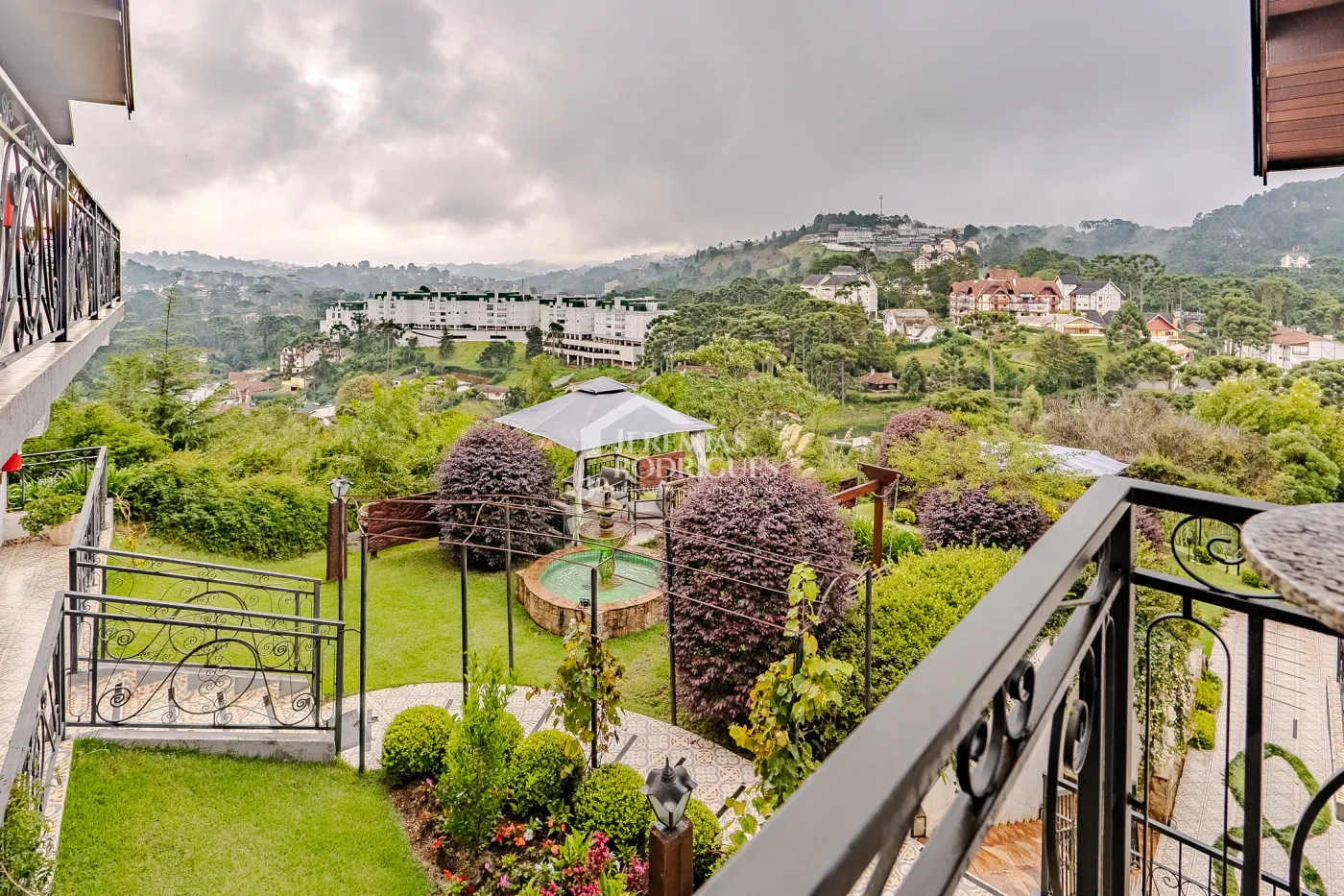 Pousada à venda com Exclusividade com 14 suítes no Casablanca Hotel Boutique em Campos do Jordão/SP