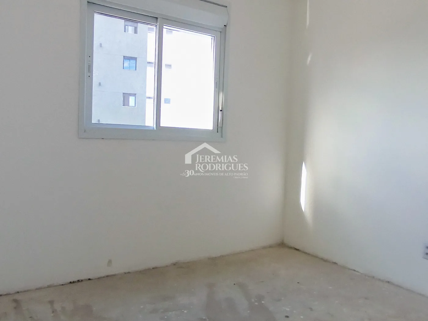 Apartamento à venda com 2 dormitórios, 81 m² no Condomínio Syrah Residence em Taubaté/SP.