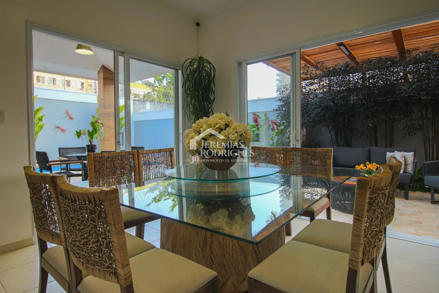 Casa com 3 suítes, 342 m² - Condomínio Taubaté Village - Taubaté/SP.