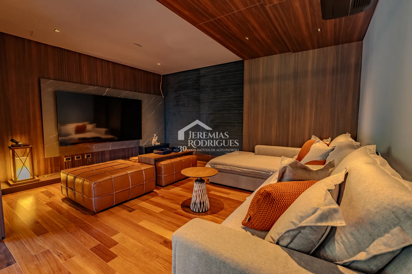 Casa de 2727 m² à venda por R$ 15.000.000,00 - Campos do Jordão/SP
