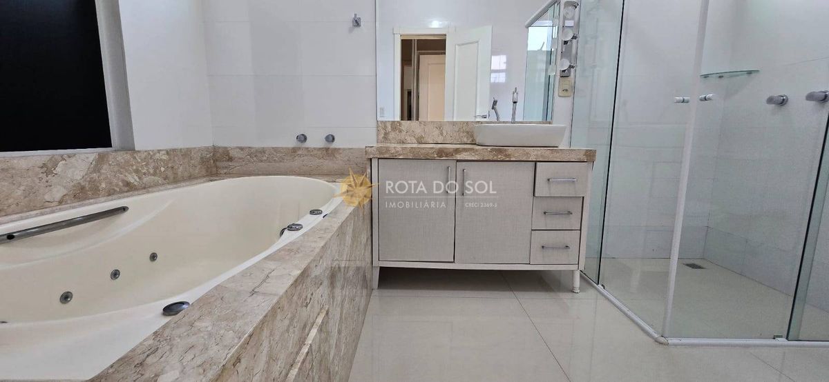 Belle Vie Apartamento 4 Suítes Mobiliado 200 Metros do Mar Meia Praia Itapema Sc