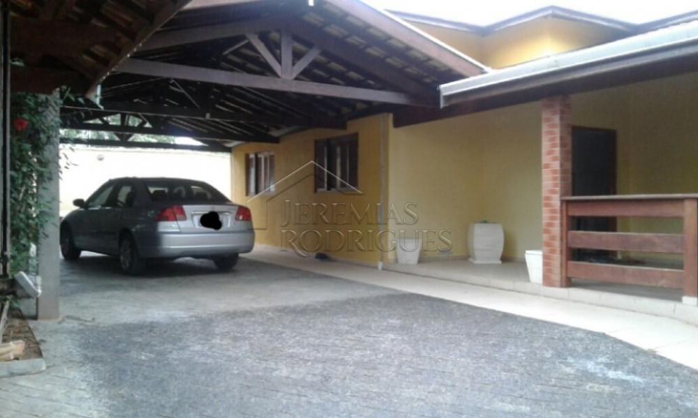 Casa à venda por R$ 1.050.000,00 - Pindamonhangaba/SP