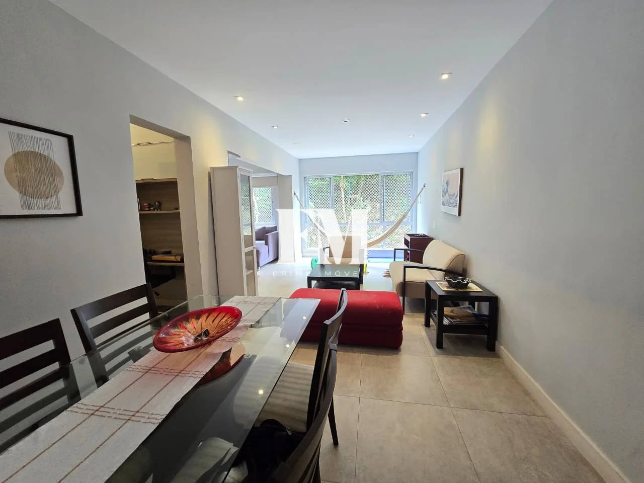 Exclusividade em Copacabana | Rua Marechal Mascarenhas de Morais | Modernizado | Original 3 Quartos | 100m² com Vaga e Lazer Completo - foto 9