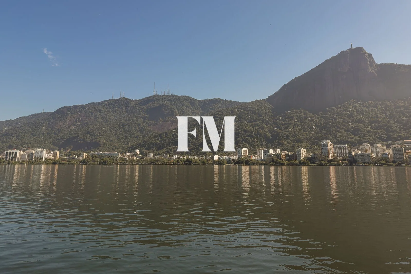 Lagoa | Rua Ministro Armando de Alencar | 3 Quartos (1 Suíte) | 79m² com Vaga à Beira da Lagoa - foto 44