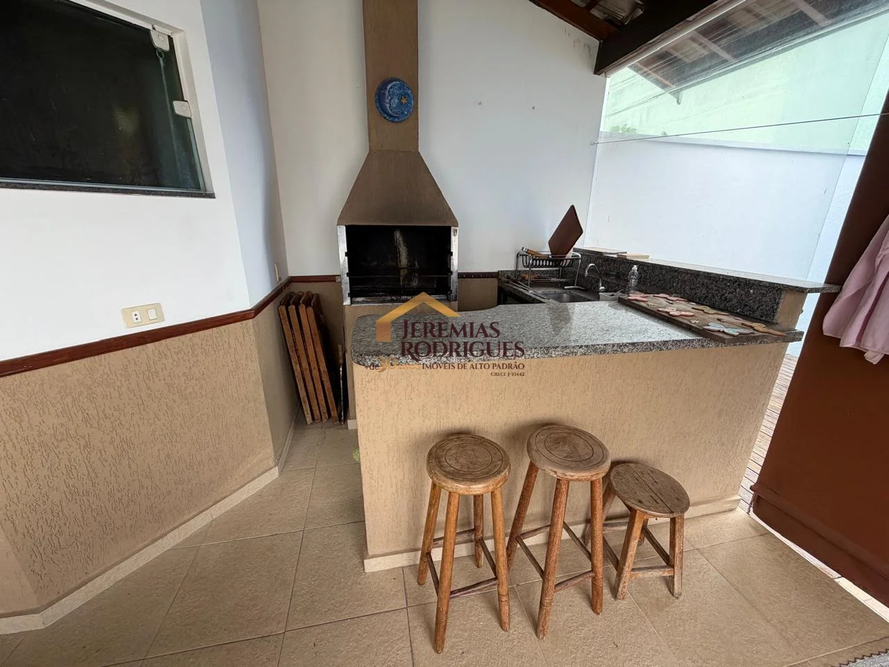 Casa à venda no Condomínio Real Ville em Pindamonhangaba/SP.