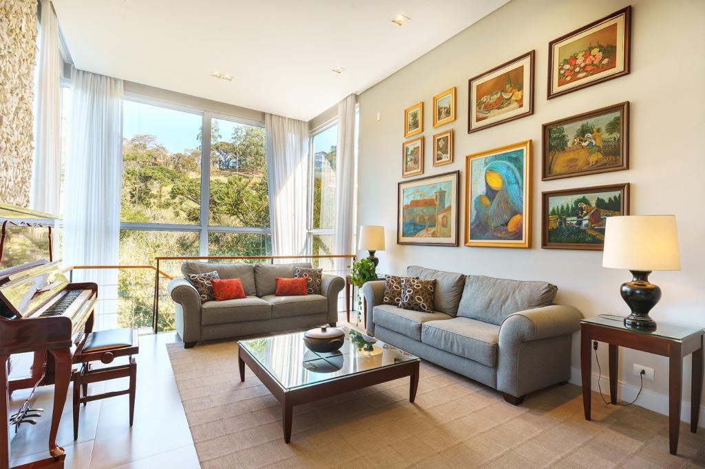 Casa com 4 dormitórios à venda, 330 m² - Parque da Mantiqueira - Santo Antônio do Pinhal/SP