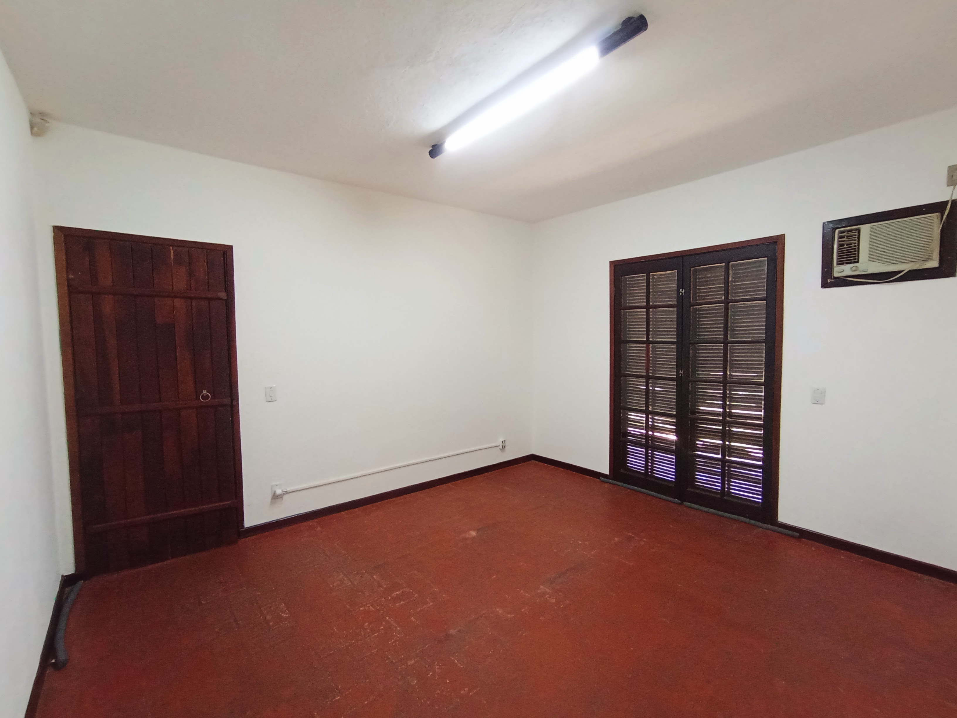 Sítio à venda com 24.000 m² no bairro Mandú em Pindamonhangaba/SP.