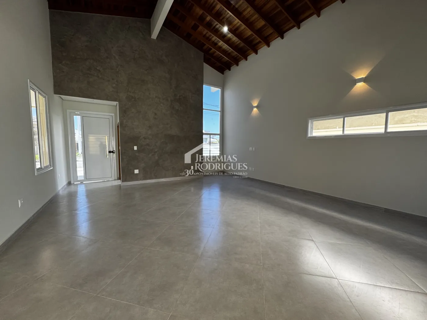 Casa à venda no Condomínio Reserva Bonsucesso em Pindamonhangaba/SP