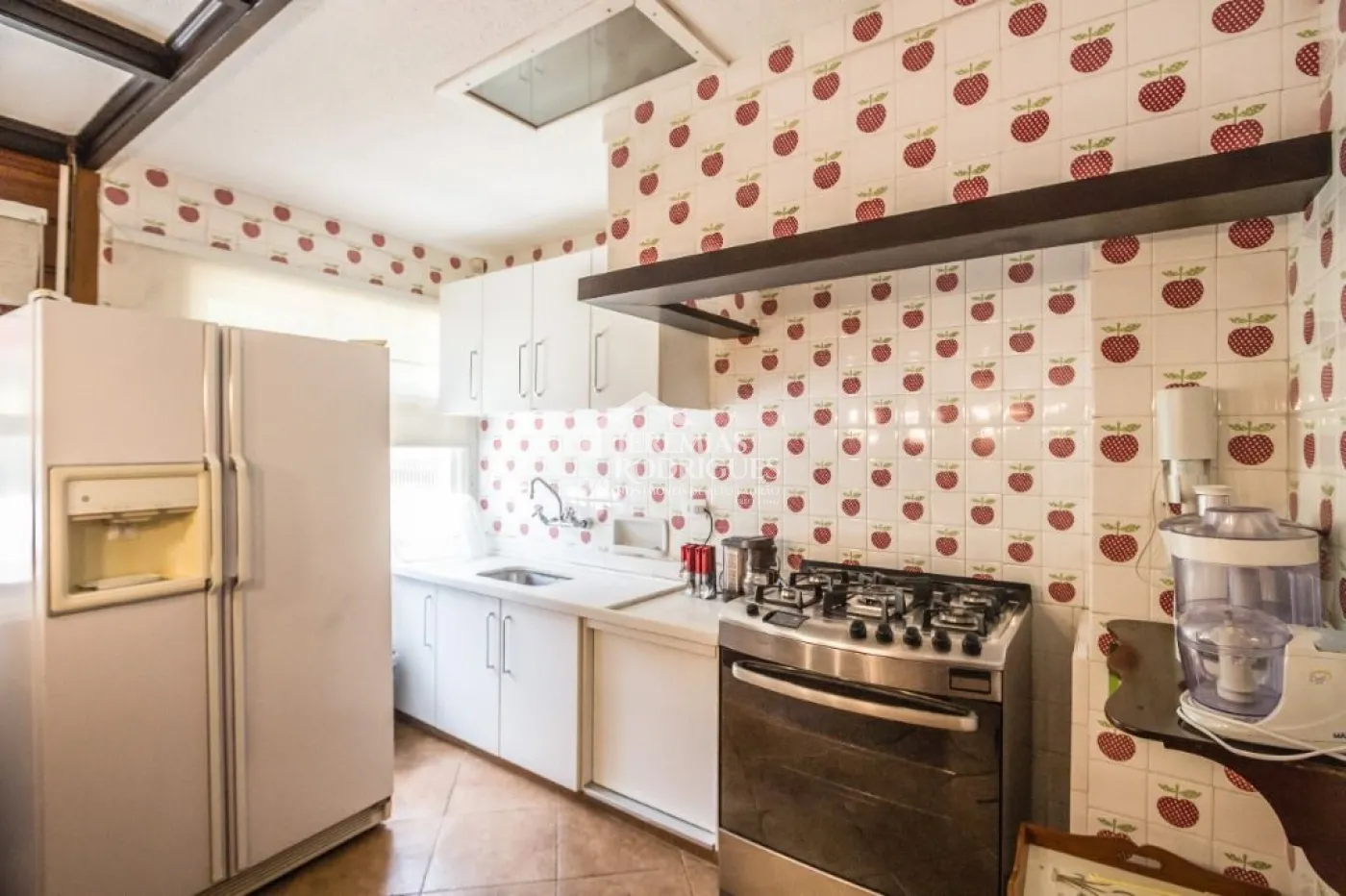 Casa à venda com 5 dormitórios no Jardim Embaixador em Campos do Jordão/SP