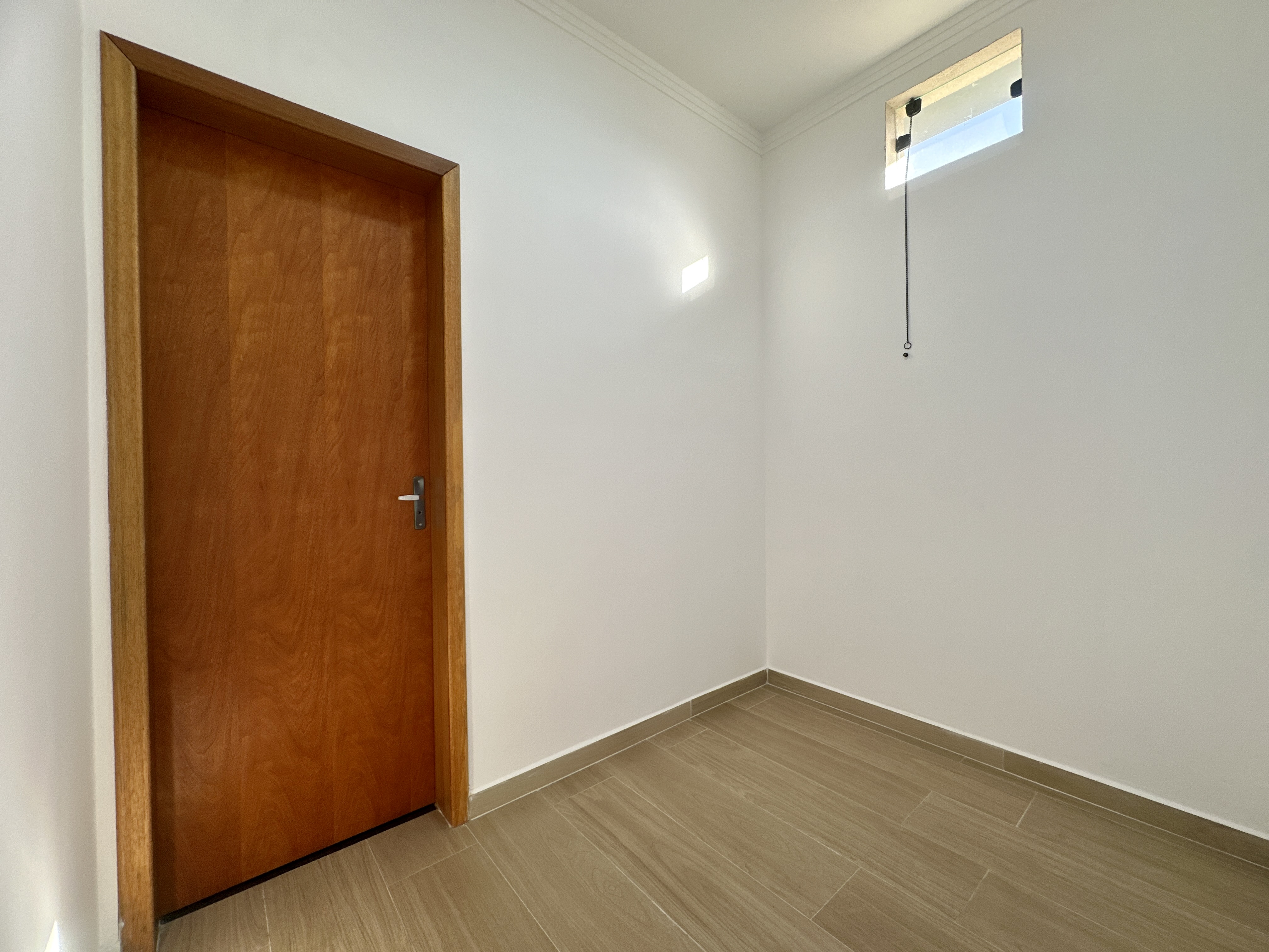 Casa à venda com 3 dormitórios no Condomínio Residencial Tecoara em Taubaté/SP