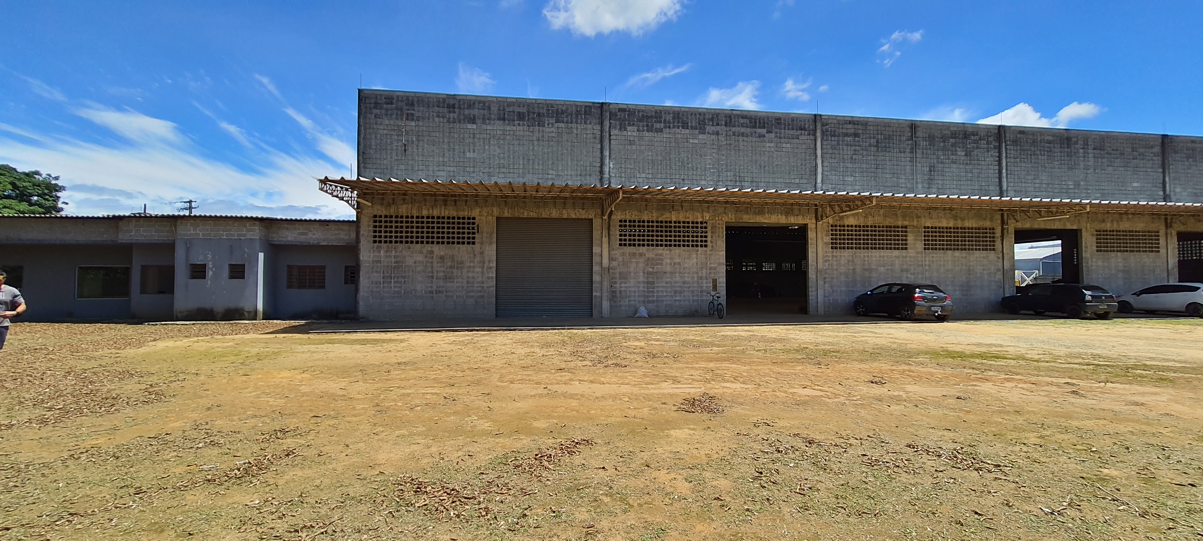 Galpão à venda no Distrito Industrial do Una - Taubaté/SP