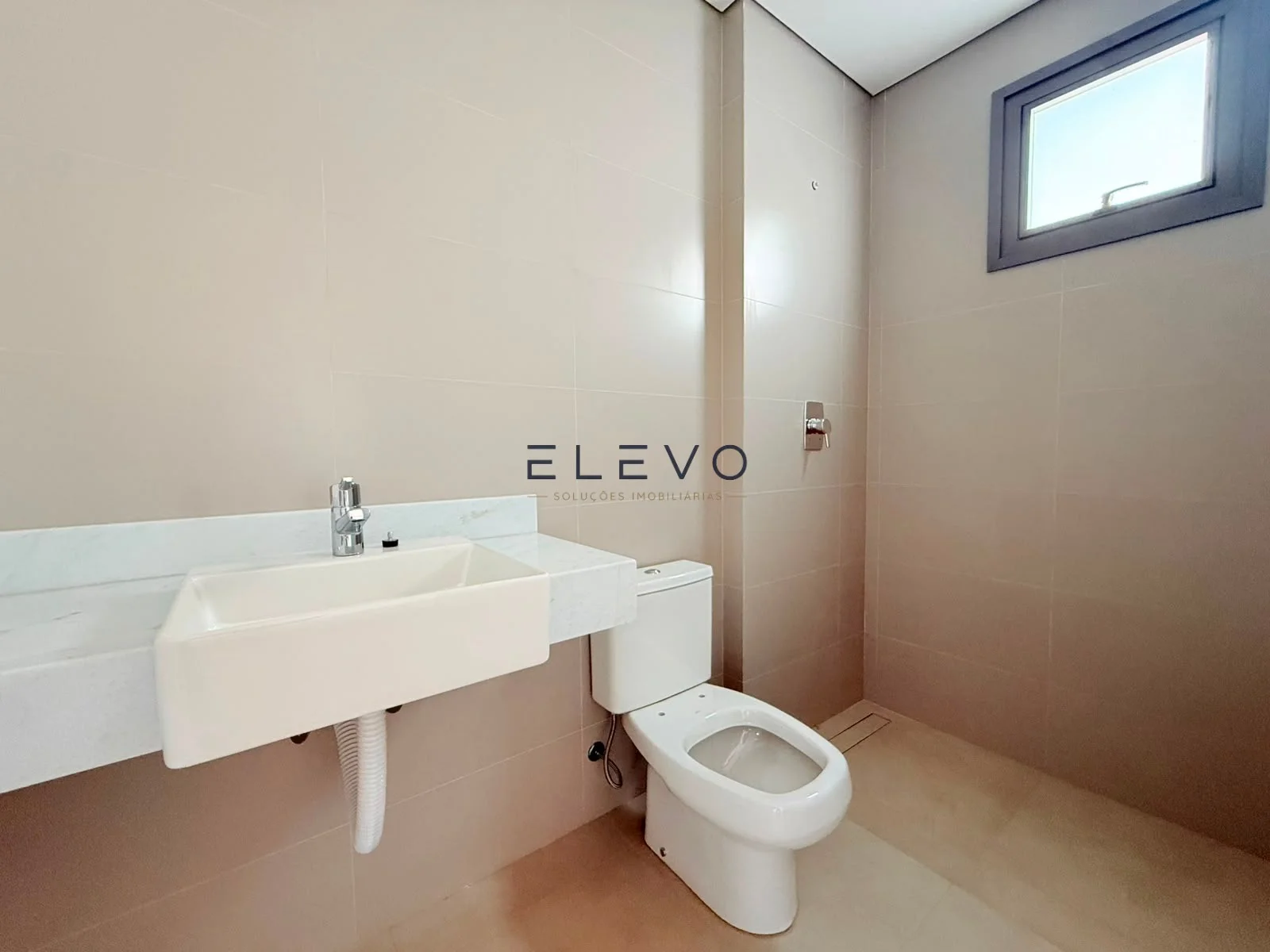 Apartamento Alto Padrão à Venda no Zetta Residence em Maringá | 172 m², 3 Suítes e 4 Vagas