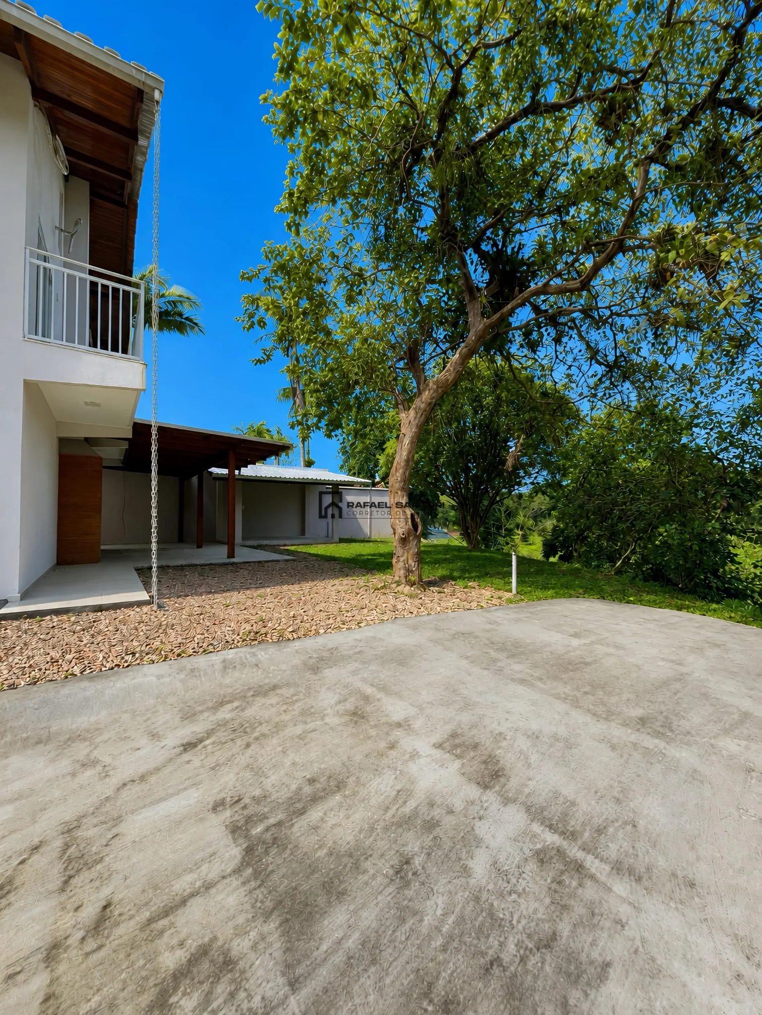 CASA AMPLA NO BAIRRO VIEIRA