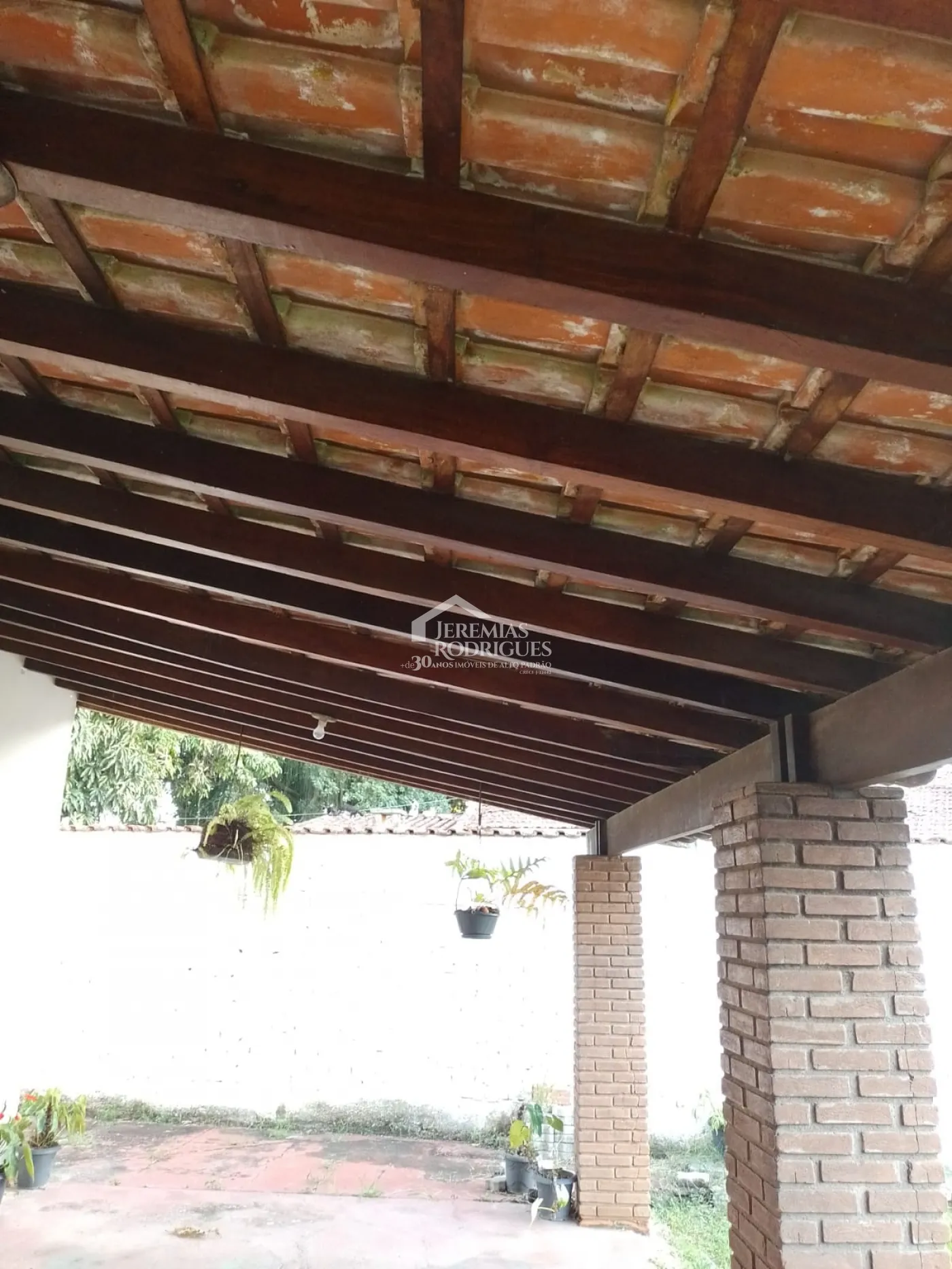 Casa com 5 dormitórios, 298 m² -  São Benedito - Pindamonhangaba/SP