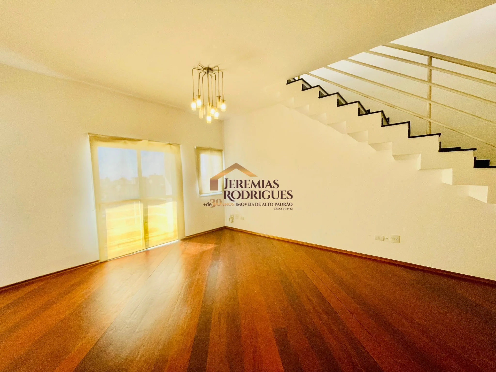 Apartamento Duplex para venda e locação no Condomínio Lumiere em Taubaté/SP. — foto 3