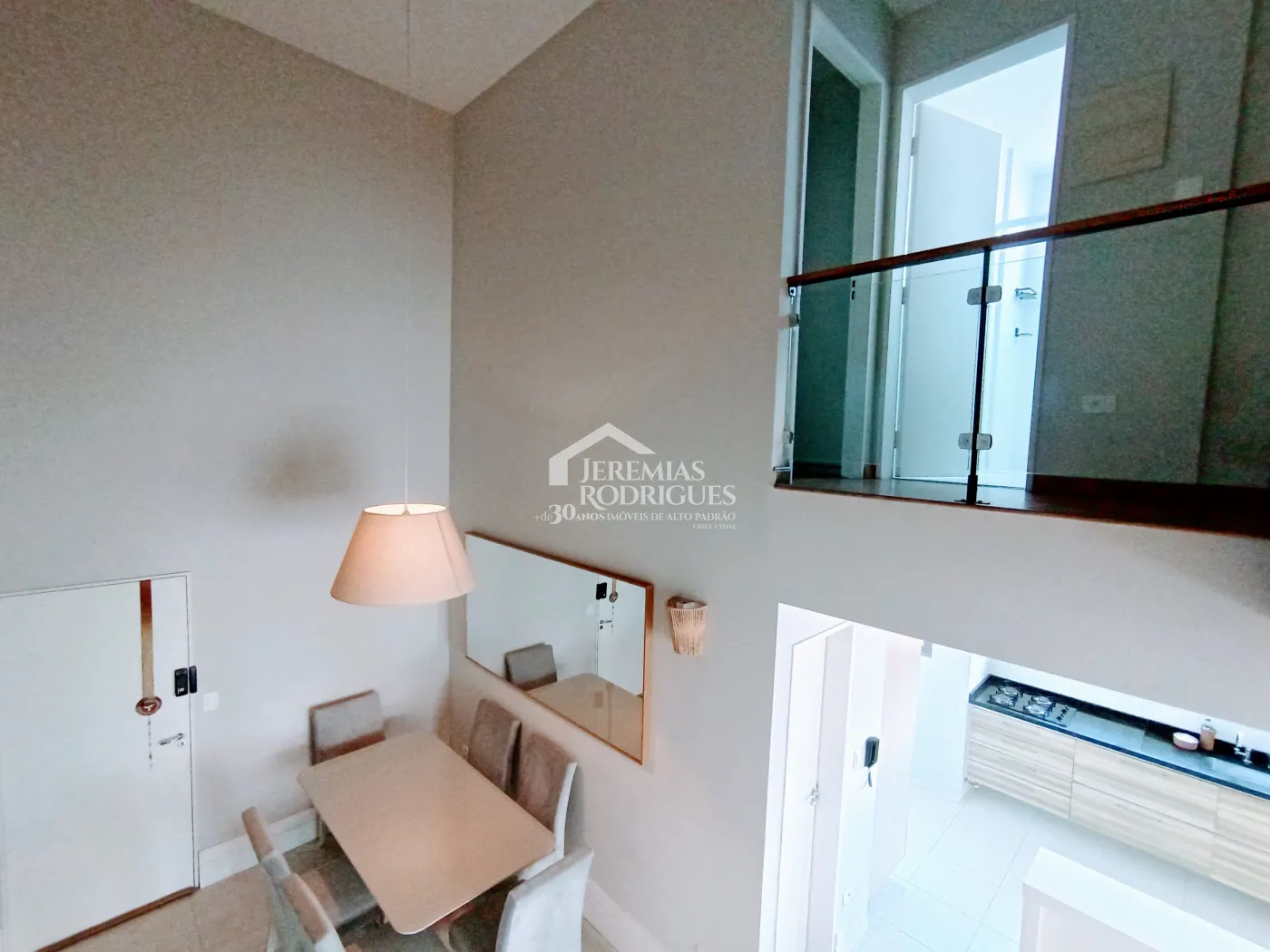 Apartamento duplex à venda com 3 dormitórios no Edifício Residencial Jabuticabeiras em Taubaté/SP
