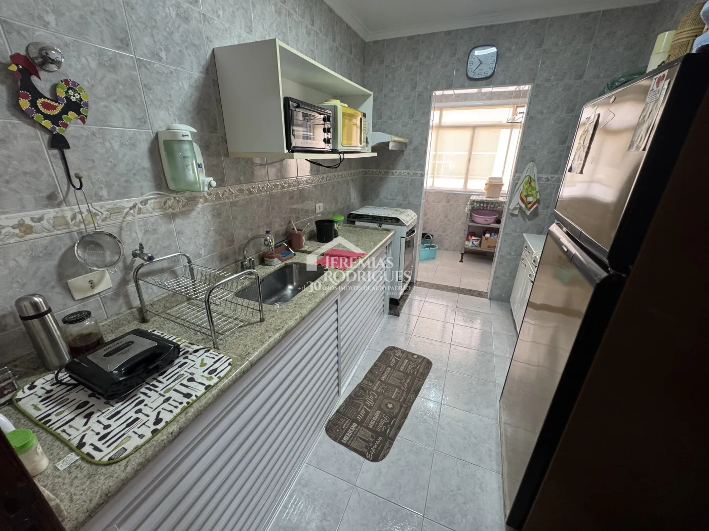 Apartamento à venda com 3 dormitórios, 239 m² no Edifício Pontal da Roca em Ubatuba/SP.