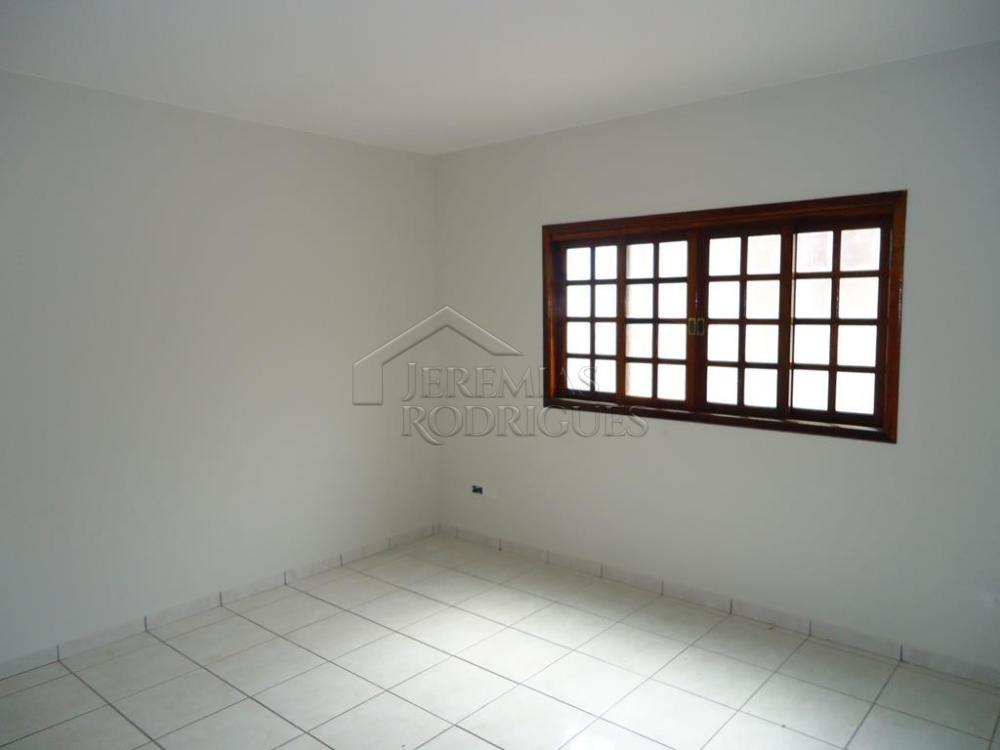 Casa à venda no Condomínio Taubaté Village