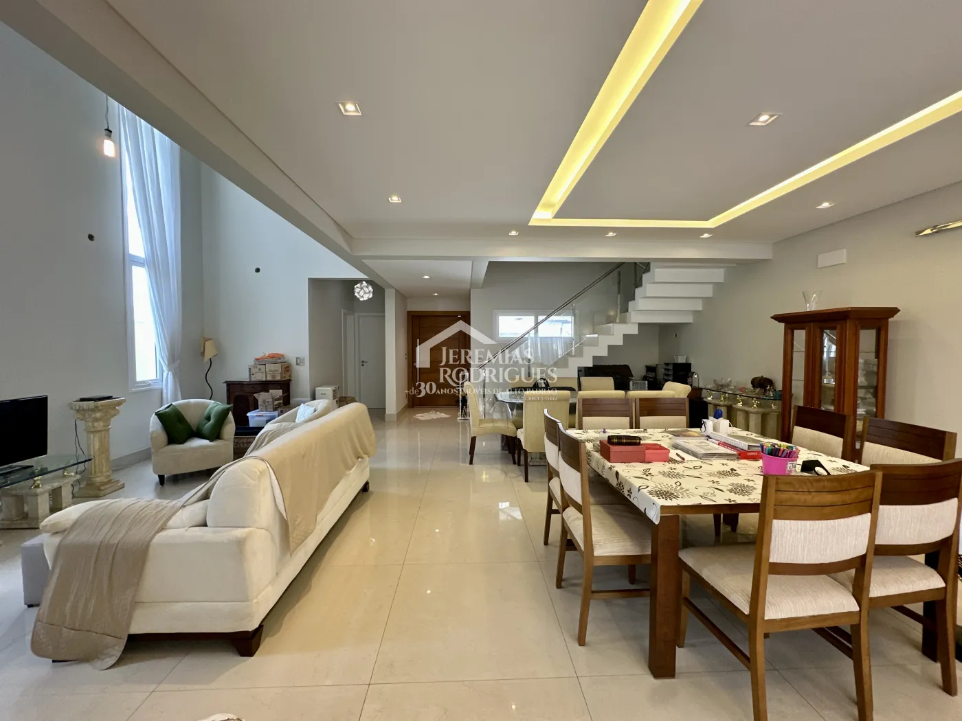 Casa com 4 dormitórios, 369 m² - Condomínio Terras de San Marco - Taubaté/SP.