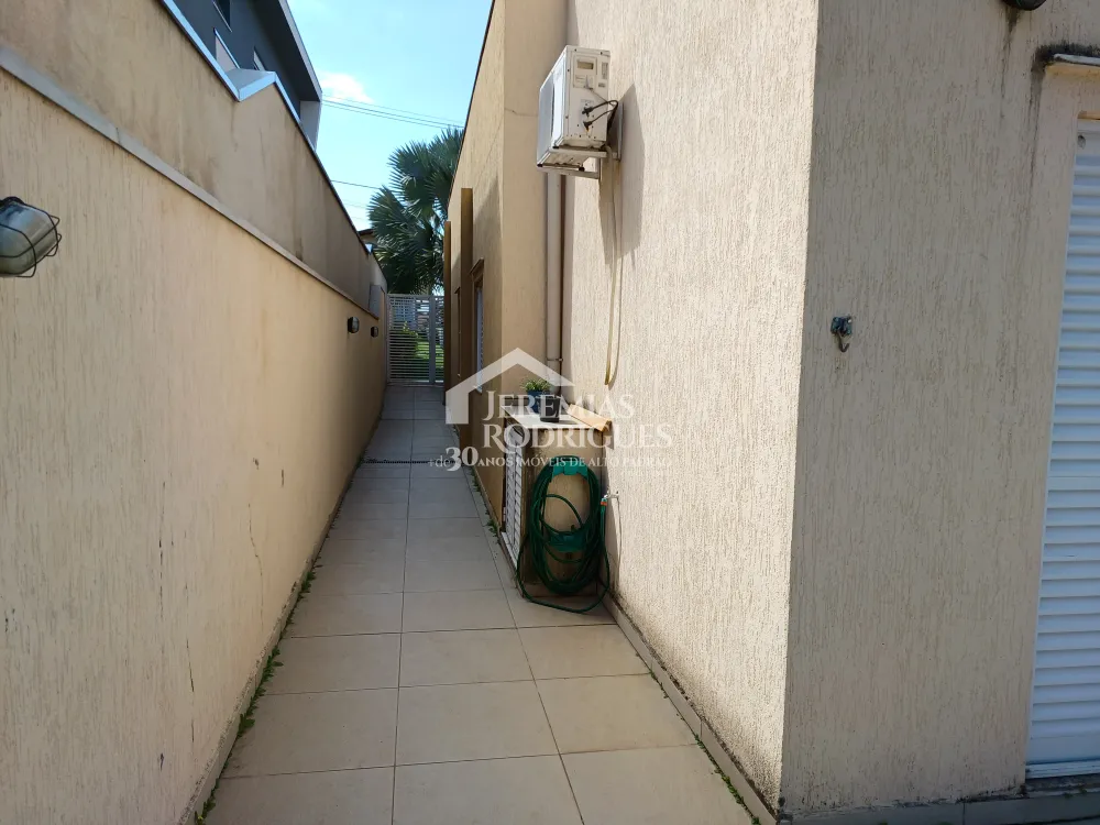 Casa à venda por R$ 999.000,00 - Pindamonhangaba/SP