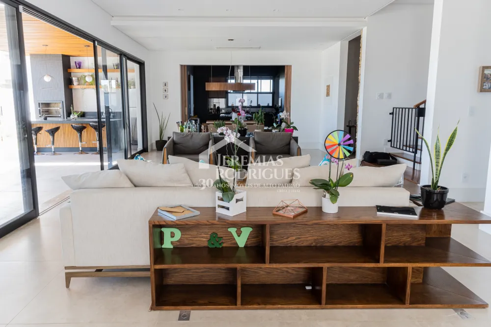 Casa com 4 suítes, 529,3 m² - Condomínio Colonial Village II - Pindamonhangaba/SP