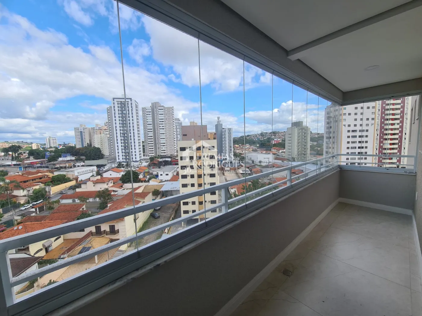 Apartamento com 3 suítes, 130 m² - Edifício Jardins Residence - Taubaté/SP.