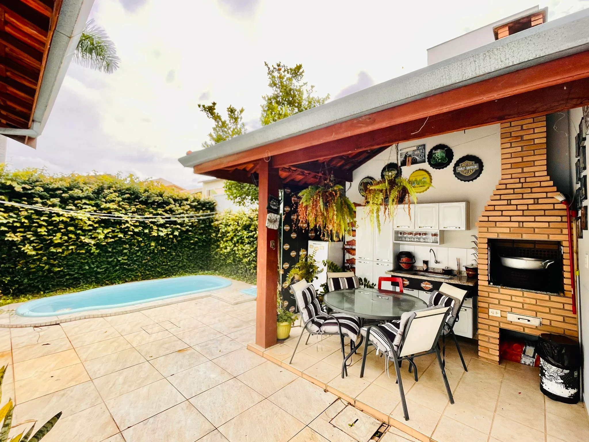 Casa á venda no Condomínio Campos do Conde I em Taubaté/SP