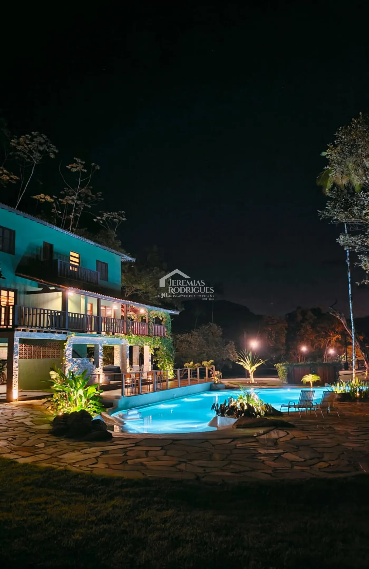 Casa com 3 dormitórios, 350 m² - Ubatumirim - Ubatuba/SP