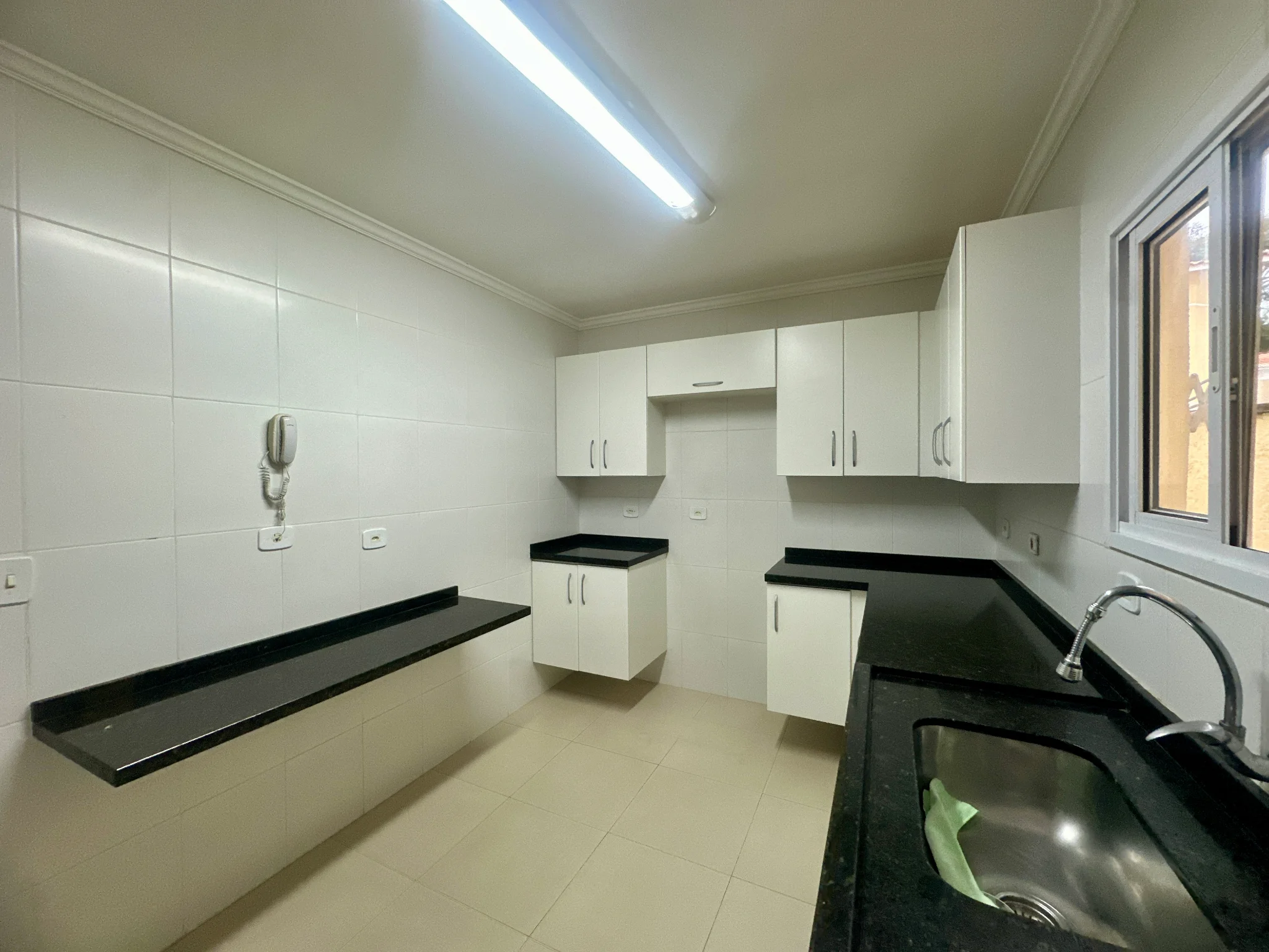 Casa com 3 dormitórios disponível para locação no Condomínio Bosque dos Pássaros em Tremembé/SP