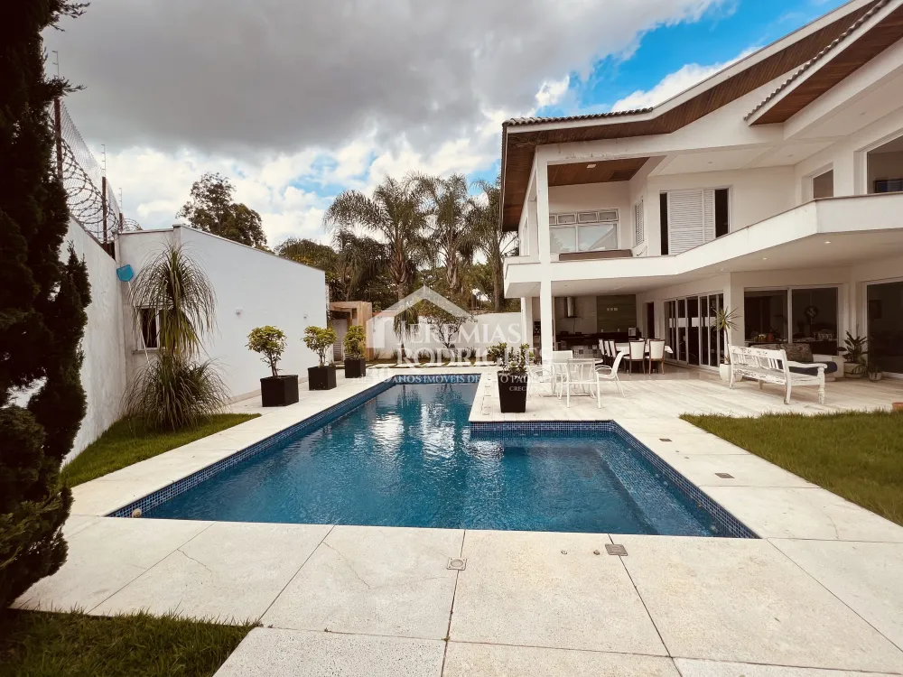 Casa com 6 quartos, 500 m² - Taubaté Village - Taubaté/SP