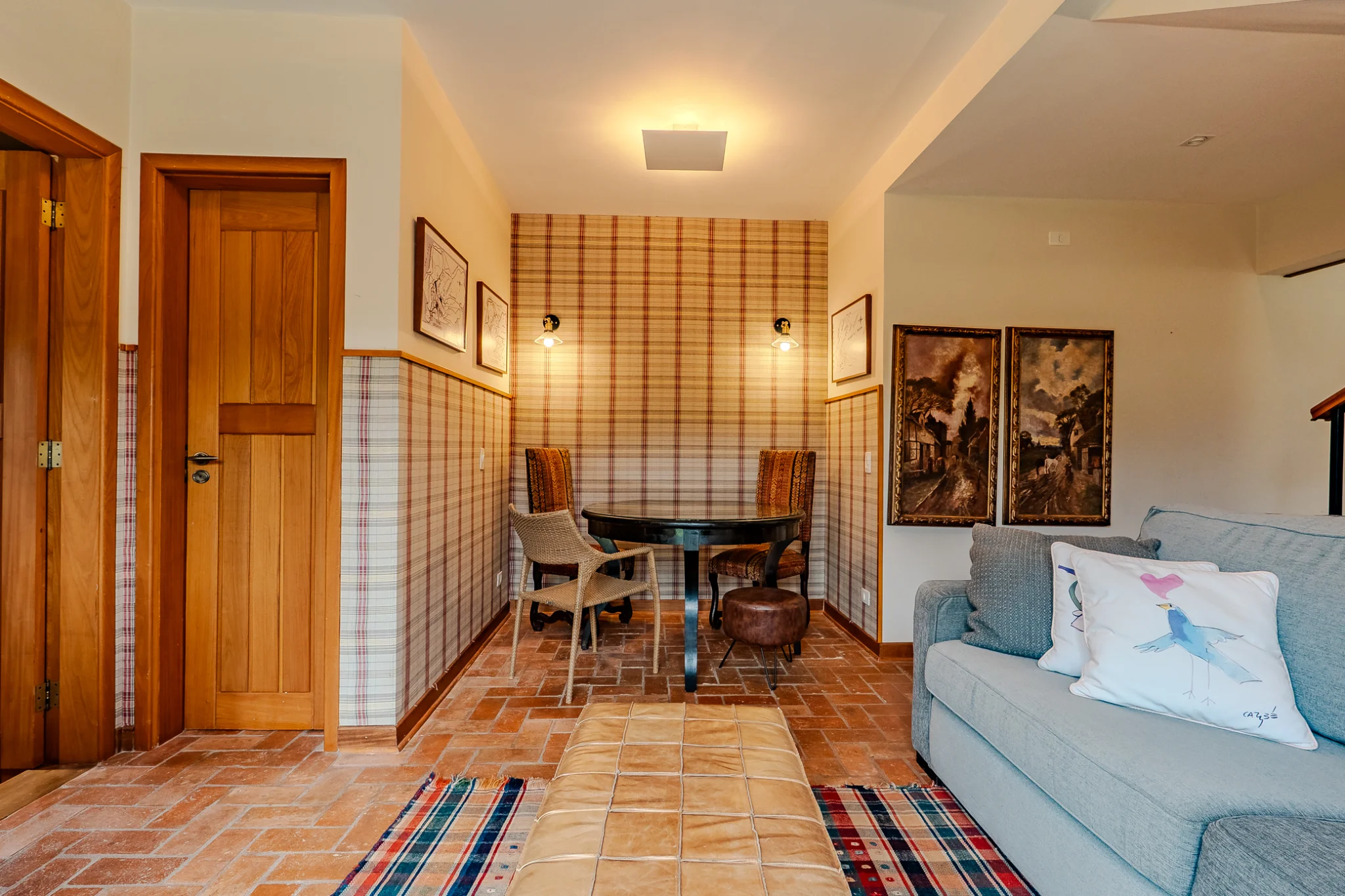 Casa estilo celeiro à venda com 4 suítes no Condomínio Umuarama em Campos do Jordão/SP. — foto 11
